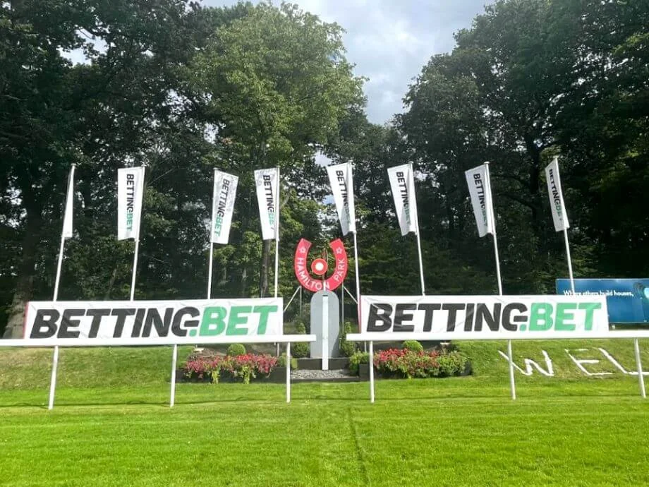 The betting dot bet banner at the finish line at Hamilton Park Racecourse